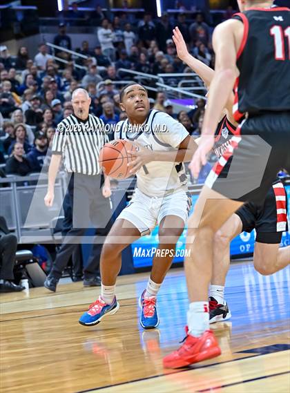 Thumbnail 3 in University vs. Manchester (IHSAA 2A State Championship) photogallery.