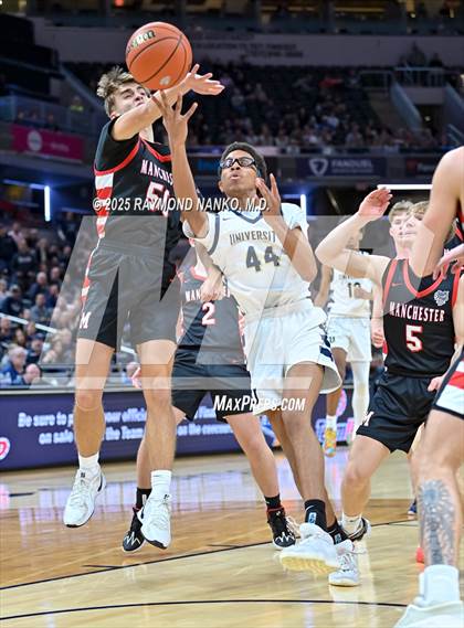 Thumbnail 2 in University vs. Manchester (IHSAA 2A State Championship) photogallery.