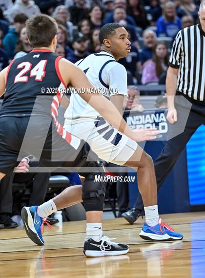 Thumbnail 1 in University vs. Manchester (IHSAA 2A State Championship) photogallery.
