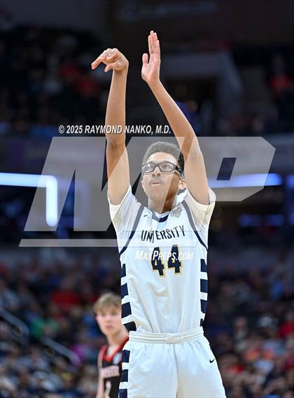 Thumbnail 1 in University vs. Manchester (IHSAA 2A State Championship) photogallery.