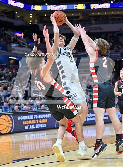 Thumbnail 2 in University vs. Manchester (IHSAA 2A State Championship) photogallery.