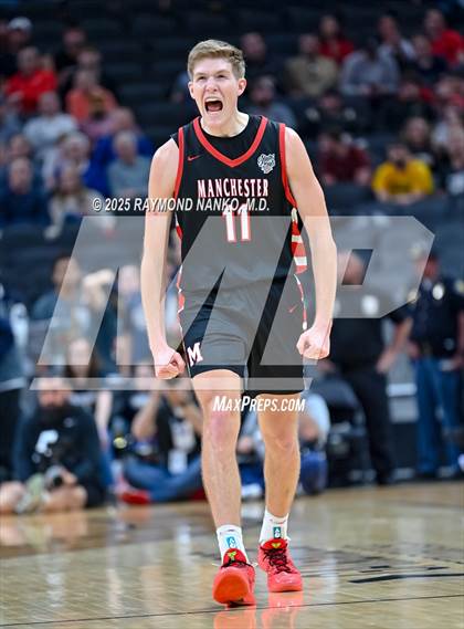 Thumbnail 2 in University vs. Manchester (IHSAA 2A State Championship) photogallery.
