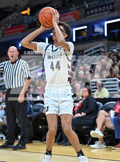 Thumbnail 1 in University vs. Manchester (IHSAA 2A State Championship) photogallery.