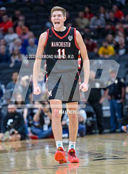 Thumbnail 1 in University vs. Manchester (IHSAA 2A State Championship) photogallery.
