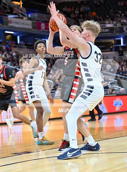 Thumbnail 2 in University vs. Manchester (IHSAA 2A State Championship) photogallery.
