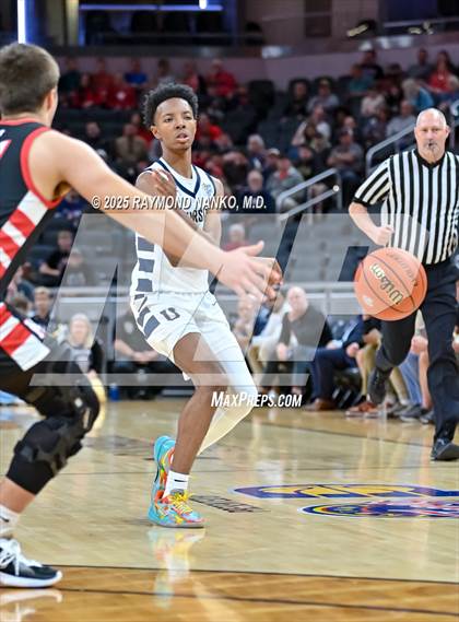 Thumbnail 2 in University vs. Manchester (IHSAA 2A State Championship) photogallery.