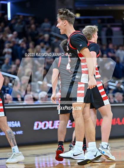 Thumbnail 2 in University vs. Manchester (IHSAA 2A State Championship) photogallery.