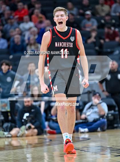 Thumbnail 3 in University vs. Manchester (IHSAA 2A State Championship) photogallery.