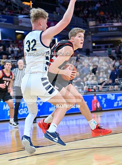 Thumbnail 3 in University vs. Manchester (IHSAA 2A State Championship) photogallery.