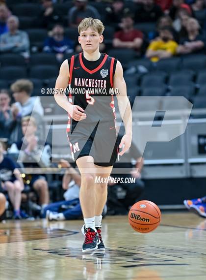 Thumbnail 2 in University vs. Manchester (IHSAA 2A State Championship) photogallery.