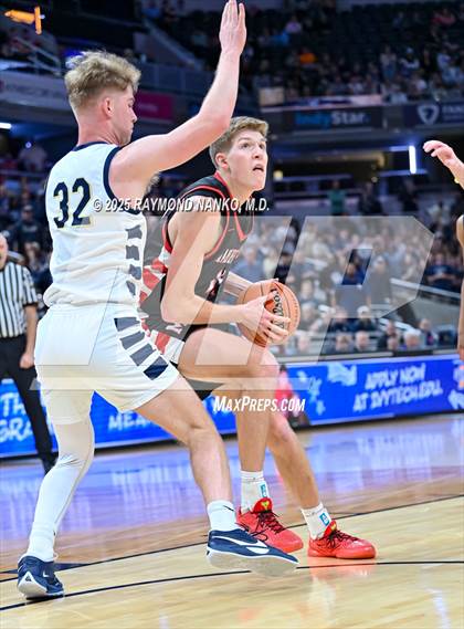 Thumbnail 1 in University vs. Manchester (IHSAA 2A State Championship) photogallery.