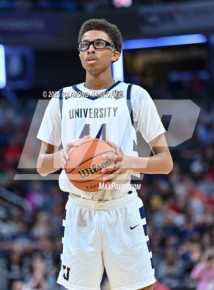 Thumbnail 3 in University vs. Manchester (IHSAA 2A State Championship) photogallery.