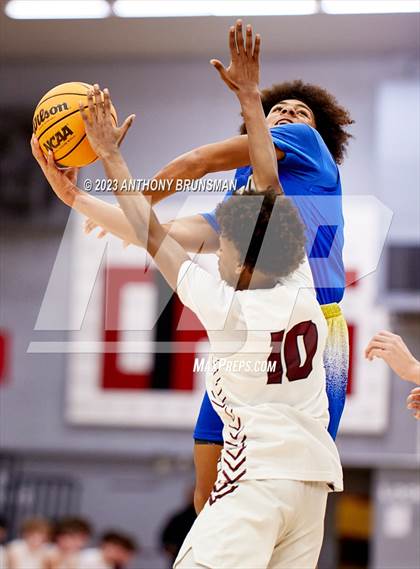 Thumbnail 1 in Wood vs. Woodcreek (Cordova Christmas Tournament) photogallery.