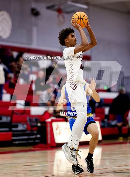 Thumbnail 1 in Wood vs. Woodcreek (Cordova Christmas Tournament) photogallery.