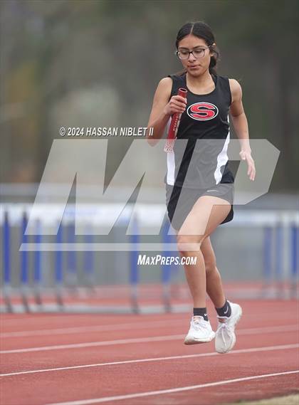 Thumbnail 3 in Mohawk-Warrior Invitational photogallery.