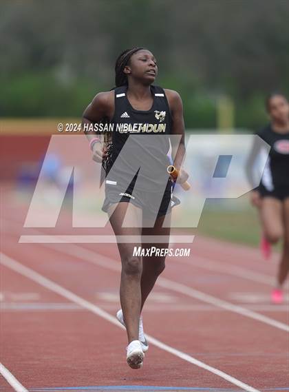 Thumbnail 3 in Mohawk-Warrior Invitational photogallery.