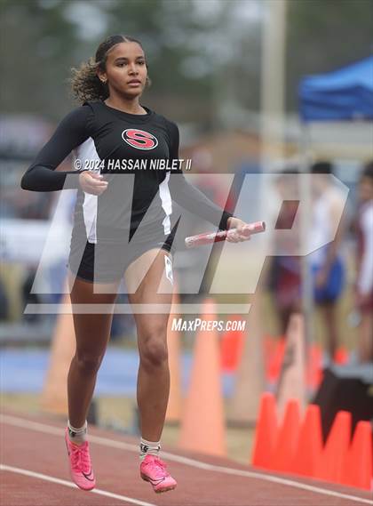 Thumbnail 1 in Mohawk-Warrior Invitational photogallery.