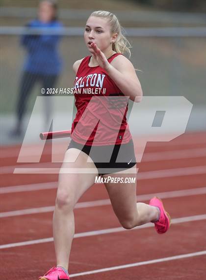 Thumbnail 3 in Mohawk-Warrior Invitational photogallery.