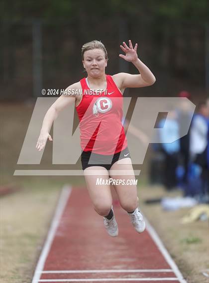 Thumbnail 2 in Mohawk-Warrior Invitational photogallery.