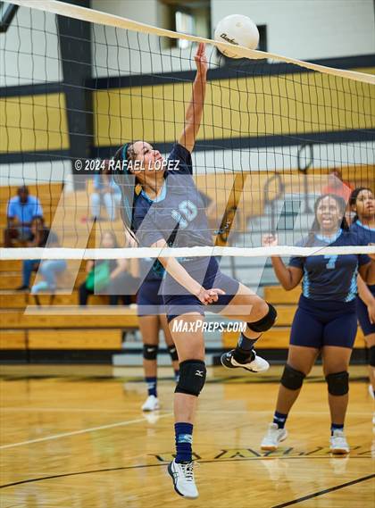 Thumbnail 3 in Sterling @ Galena Park photogallery.