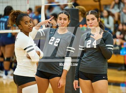 Thumbnail 3 in Sterling @ Galena Park photogallery.