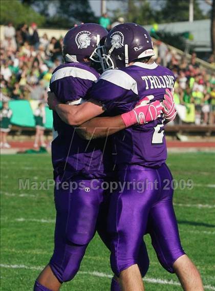 Thumbnail 1 in Casa Grande @ Petaluma photogallery.