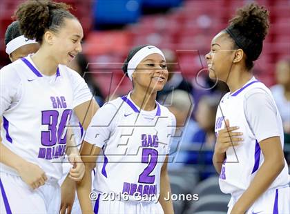 Thumbnail 1 in Sacramento vs. Elk Grove (CIF NorCal Regional D2 Final) photogallery.