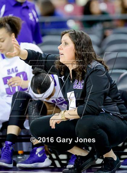 Thumbnail 3 in Sacramento vs. Elk Grove (CIF NorCal Regional D2 Final) photogallery.