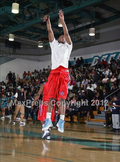 Thumbnail 3 in San Leandro @ Deer Valley (CIF NCS D1 Playoffs) photogallery.