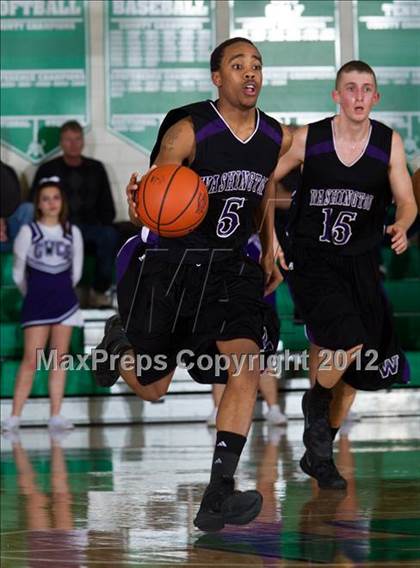 Thumbnail 3 in Washington vs. Triton Central (IHSAA 2A Sectional Tournament) photogallery.