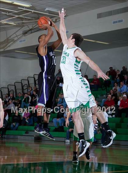 Thumbnail 1 in Washington vs. Triton Central (IHSAA 2A Sectional Tournament) photogallery.