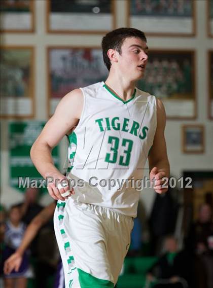 Thumbnail 1 in Washington vs. Triton Central (IHSAA 2A Sectional Tournament) photogallery.