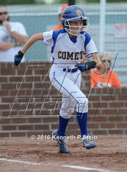 Thumbnail 2 in Delcambre @ St. Charles Catholic (LHSAA 2A 1st Round Playoffs) photogallery.