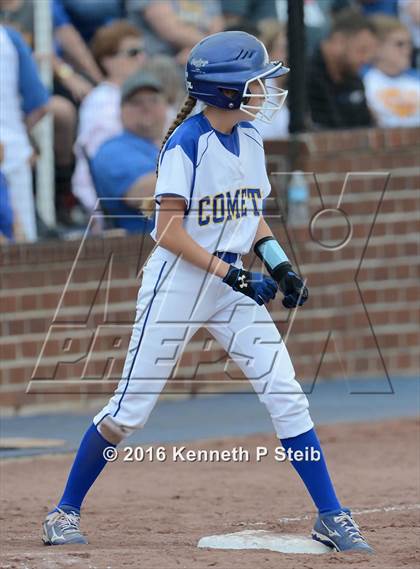 Thumbnail 1 in Delcambre @ St. Charles Catholic (LHSAA 2A 1st Round Playoffs) photogallery.