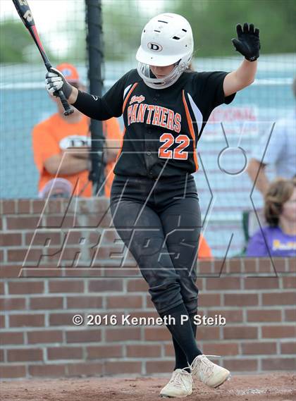 Thumbnail 2 in Delcambre @ St. Charles Catholic (LHSAA 2A 1st Round Playoffs) photogallery.