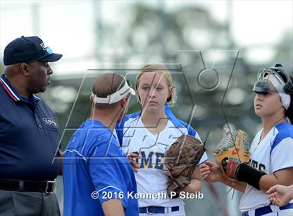 Thumbnail 2 in Delcambre @ St. Charles Catholic (LHSAA 2A 1st Round Playoffs) photogallery.