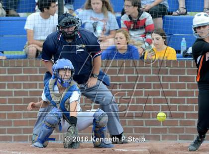 Thumbnail 1 in Delcambre @ St. Charles Catholic (LHSAA 2A 1st Round Playoffs) photogallery.