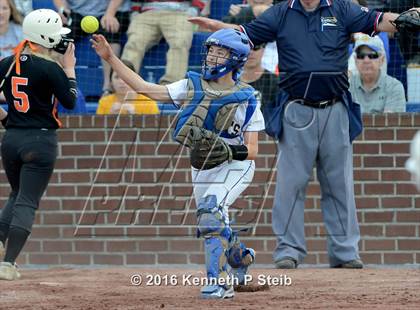 Thumbnail 1 in Delcambre @ St. Charles Catholic (LHSAA 2A 1st Round Playoffs) photogallery.
