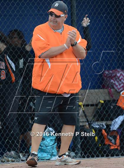 Thumbnail 1 in Delcambre @ St. Charles Catholic (LHSAA 2A 1st Round Playoffs) photogallery.
