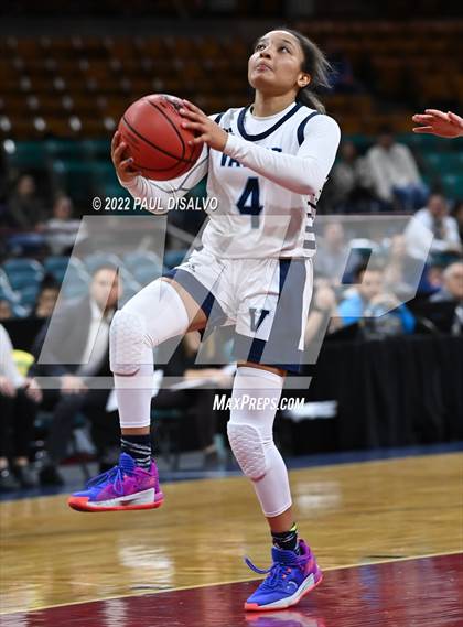 Thumbnail 1 in Valor Christian vs. Chaparral (CHSAA 5A Great 8) photogallery.