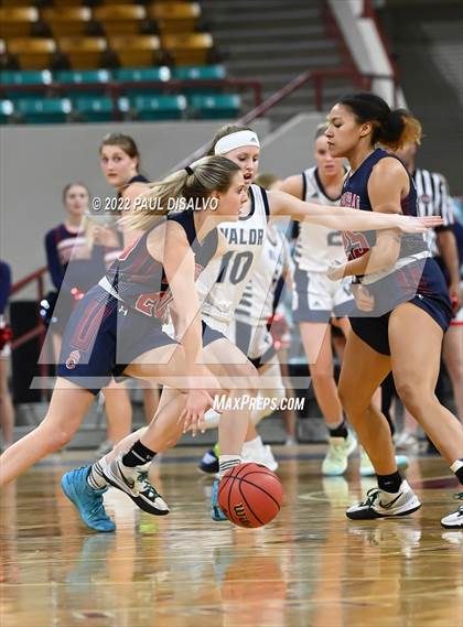 Thumbnail 3 in Valor Christian vs. Chaparral (CHSAA 5A Great 8) photogallery.