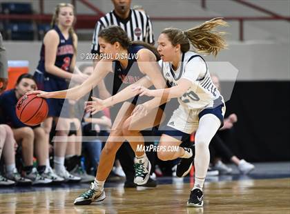 Thumbnail 2 in Valor Christian vs. Chaparral (CHSAA 5A Great 8) photogallery.