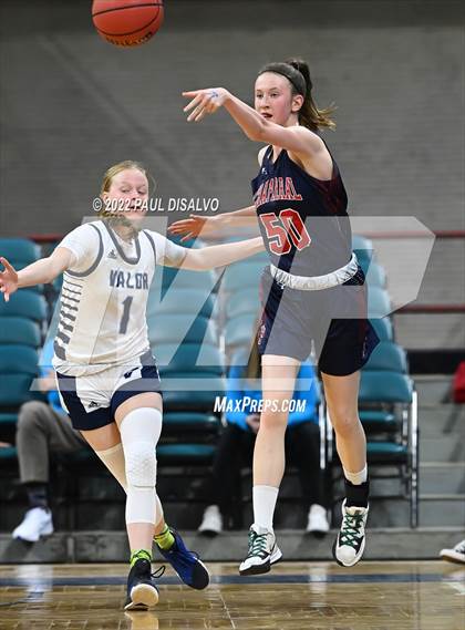 Thumbnail 3 in Valor Christian vs. Chaparral (CHSAA 5A Great 8) photogallery.