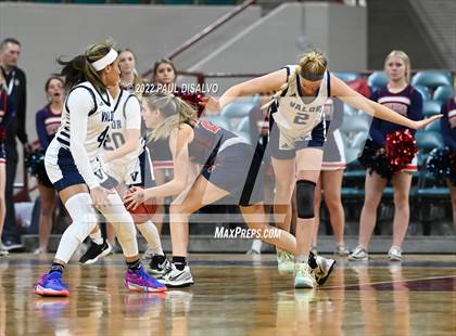 Thumbnail 2 in Valor Christian vs. Chaparral (CHSAA 5A Great 8) photogallery.