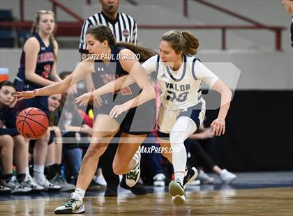 Thumbnail 3 in Valor Christian vs. Chaparral (CHSAA 5A Great 8) photogallery.