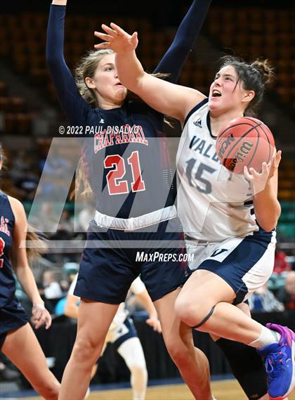 Thumbnail 2 in Valor Christian vs. Chaparral (CHSAA 5A Great 8) photogallery.