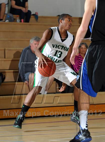 Thumbnail 3 in Dana Hills vs. Victor Valley (MaxPreps Holiday Classic) photogallery.