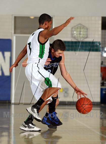 Thumbnail 2 in Dana Hills vs. Victor Valley (MaxPreps Holiday Classic) photogallery.