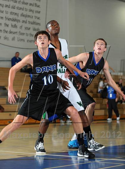Thumbnail 1 in Dana Hills vs. Victor Valley (MaxPreps Holiday Classic) photogallery.