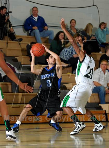 Thumbnail 3 in Dana Hills vs. Victor Valley (MaxPreps Holiday Classic) photogallery.